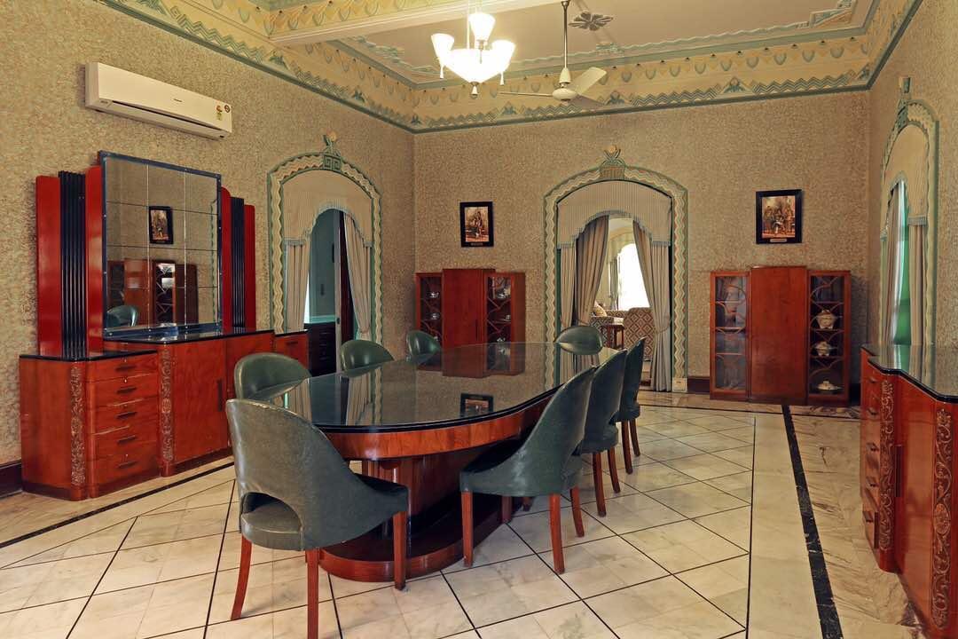 ホテルRoyal Oasis Wankaner エクステリア 写真